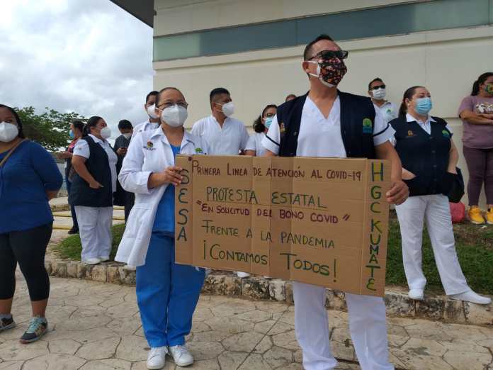 Se extiende reclamo por el  ‘Bono Covid’: Se suma personal del Hospital General de Cancún a protestas por promesa de apoyo presidencial