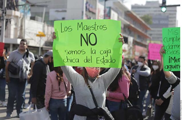 Retrasarán maestros regreso a clases por falta de aguinaldos en Nayarit