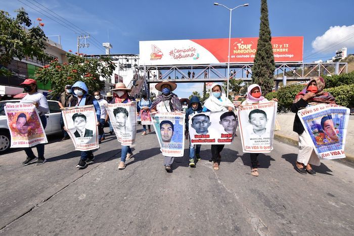Guerreros Unidos mató a 20 indigentes para que PGJ “tuviera pruebas” del caso Iguala