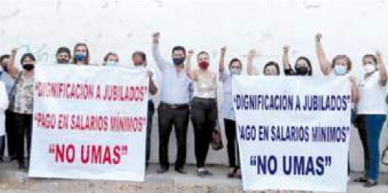 Se manifiestan maestros jubilados (Colima)