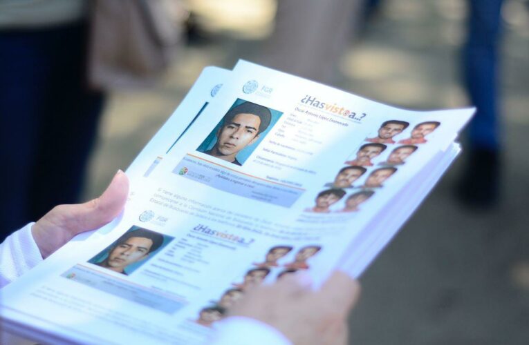 Protestan jóvenes por desaparecidos en Puerto Vallarta (Jalisco)