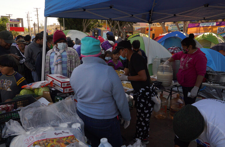 Las excepciones al Título 42 no son suficientes para los solicitantes de asilo en El Chaparral, Tijuana (Baja California)