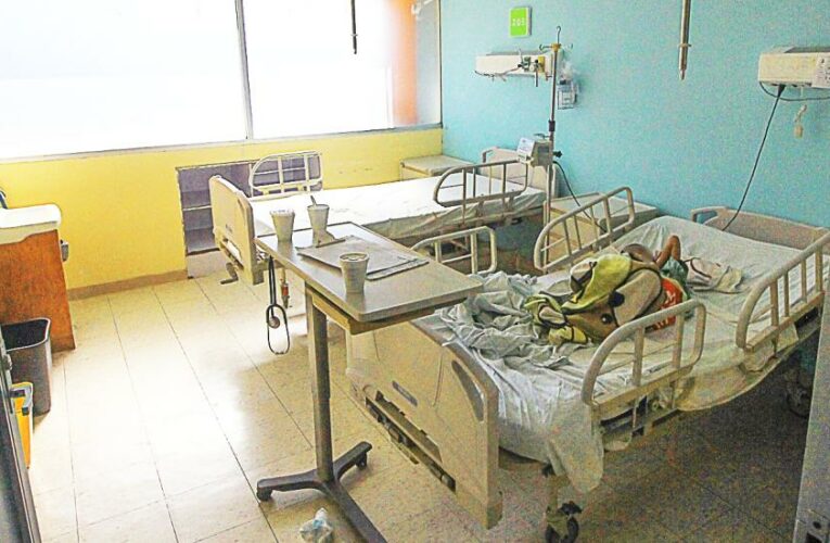Hospital General de Oaxaca, en riesgo de cerrar por falta de insumos