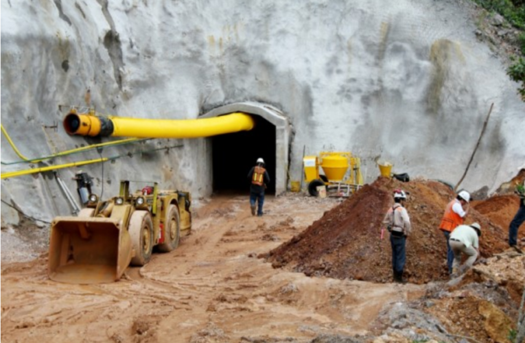 Empresas mineras canadienses invierten en proyecto Caballo Blanco en Veracruz