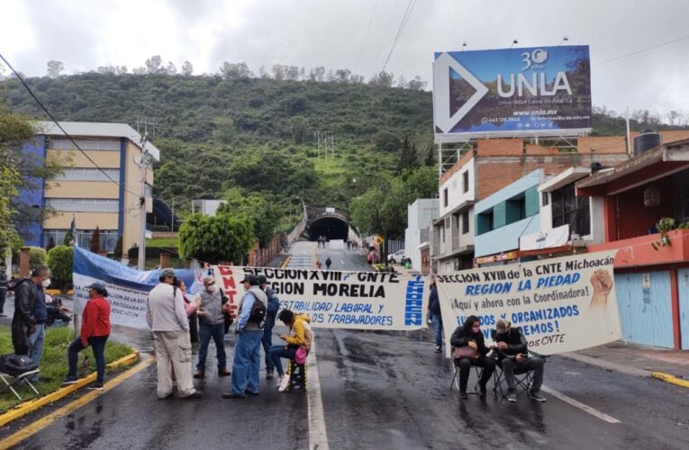 Gobierno de Michoacán adeuda más de mil millones al magisterio, que decide no iniciar clases