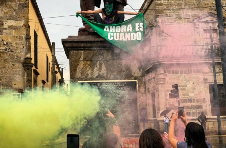 ¡Ahora es cuando! Marchan por la despenalización del aborto en Jalisco