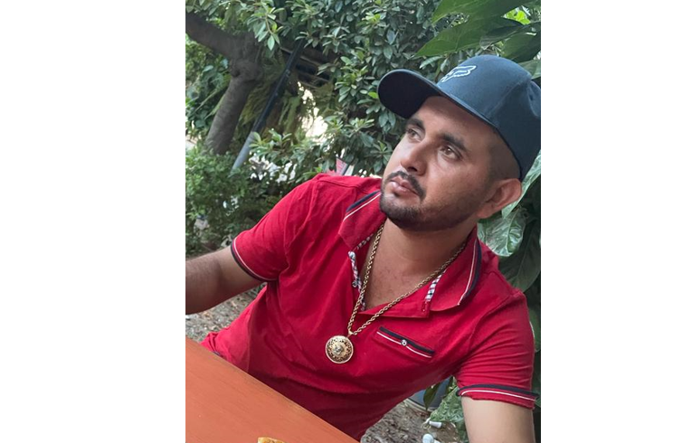 “Fueron los marinos”: Instalan plantón en Michoacán por desaparición de un joven