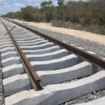 Trabajadores del Tren Maya cierran empresa que se niega a pagarles