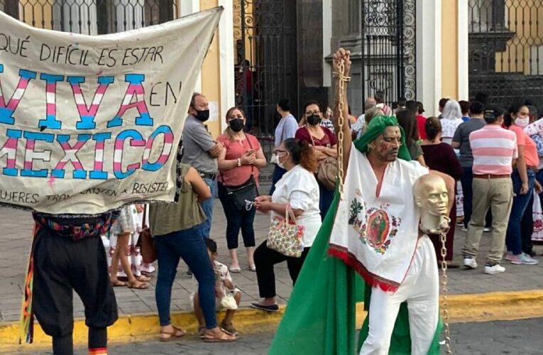 Colectivos y activistas LGBTI+ exigen justicia para transfeminicidio de Teresa Montaño (Colima)