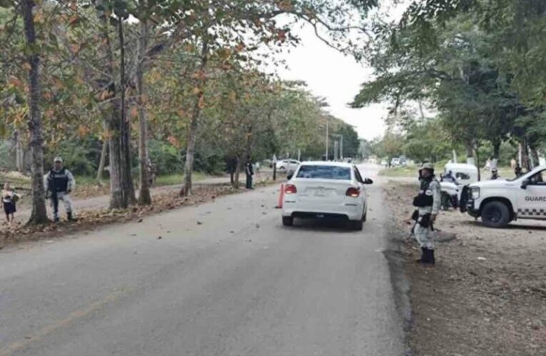 Agentes de la Guardia Nacional amenazan con detener a maestro por hablar en maya, en Tihosuco (Quintana Roo)