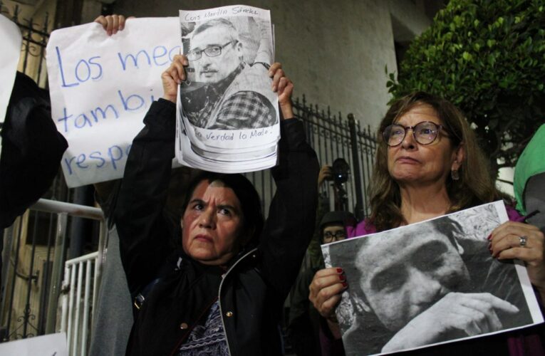 Periodistas protestan frente a la Segob, exigen justicia para Luis Martín Sánchez