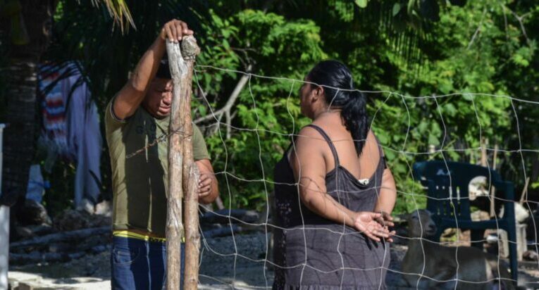 Acosan a indígenas por oponer resistencia al paso del Tren Maya en Bacalar (Quintana Roo)