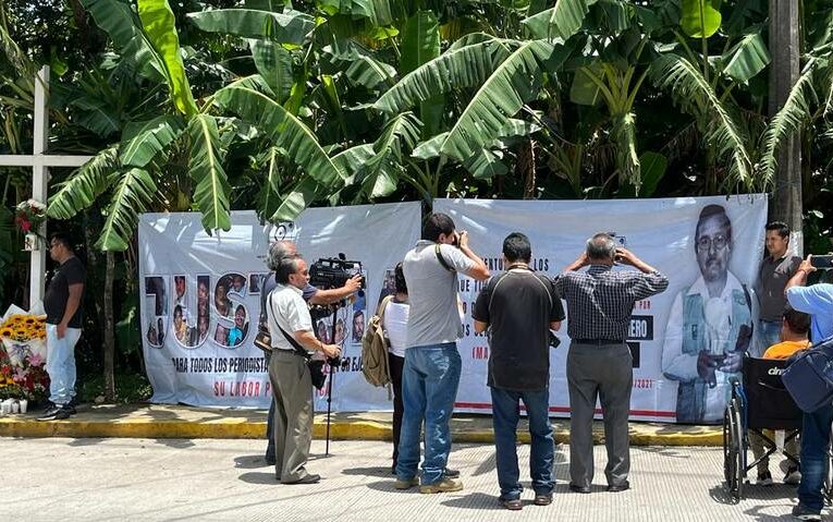 Familias de periodistas asesinados esperan justicia; “autoridades son indiferentes”, Veracruz