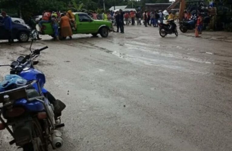 Ejidatarios de Limones bloquean acceso al Tren Maya (Quintana Roo)